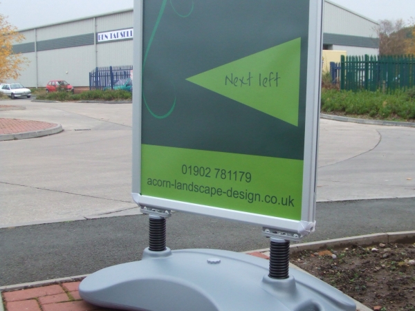 pavement signs, a-boards, advertising boards, advertising signs, poster signs